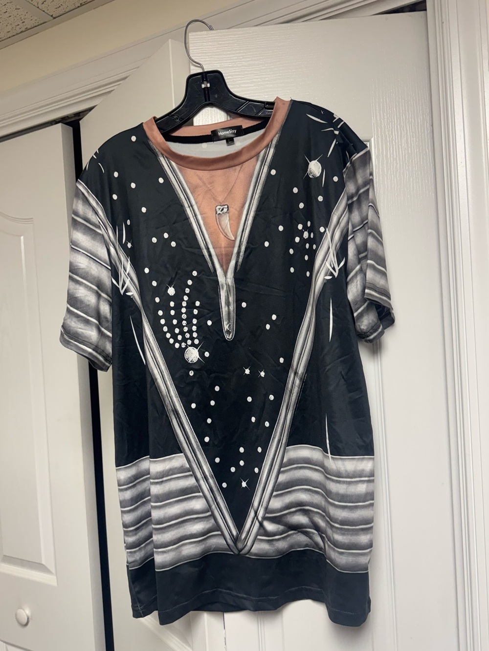 KISS Black and Gray Graphic Short Sleeve Men’s Shirt. The Spaceman Ace Frehley.